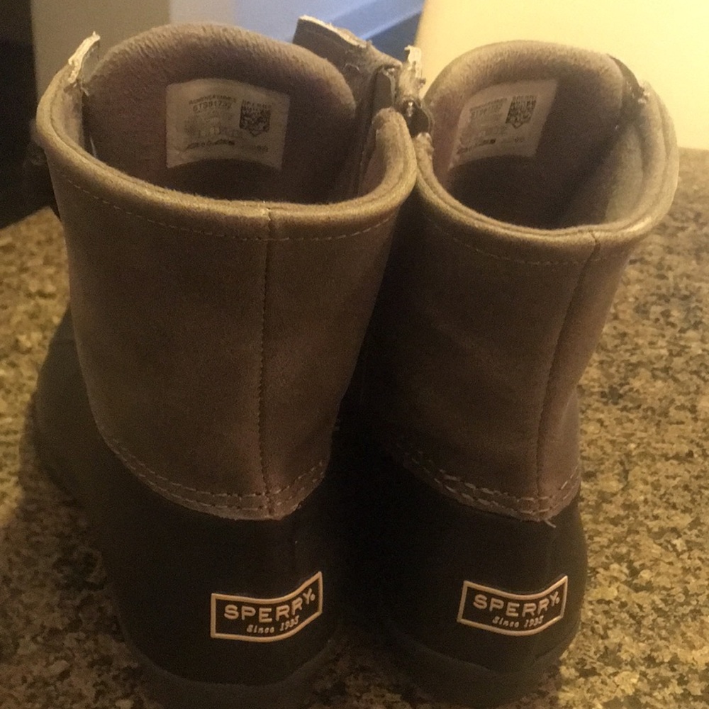 Designer rain or snow boots (duck boots )